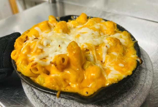 4 Cheese Mac.