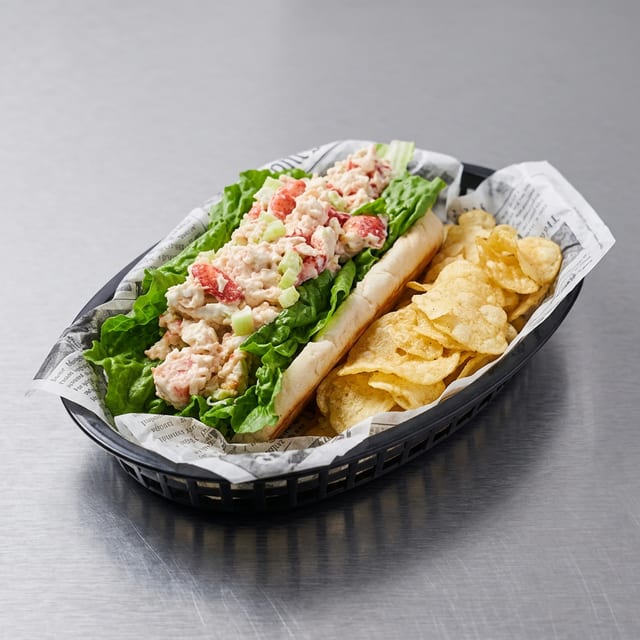 (COLD) Maine Style Lobster Roll.